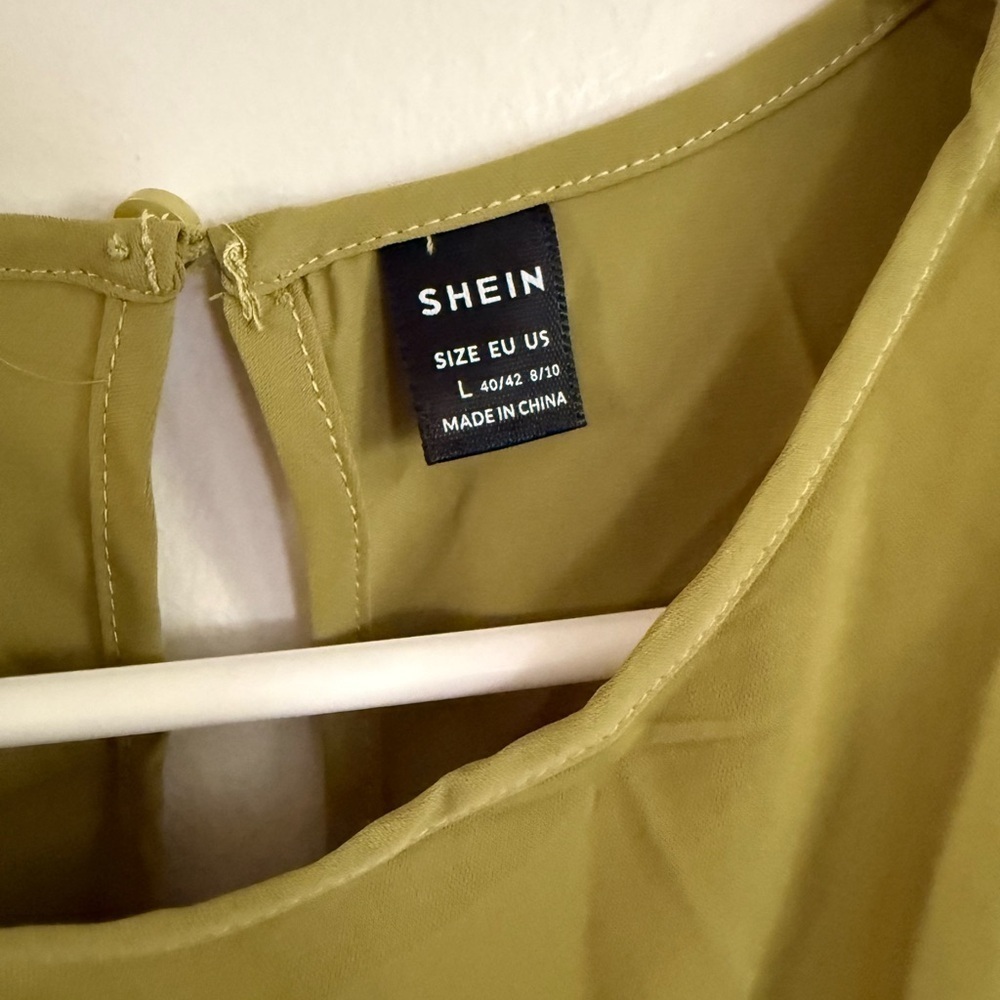 Olive Green Blouse, Size Large - Picture 4 of 5